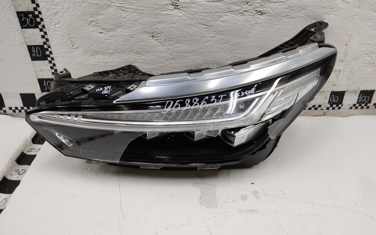 Фара передняя левая Exeed VX LED