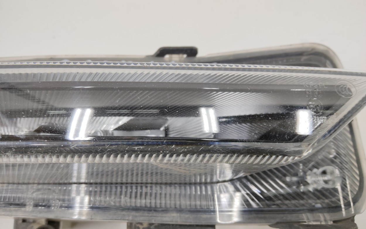 Фара ПТФ передняя правая Chery Tiggo 8 Pro LED