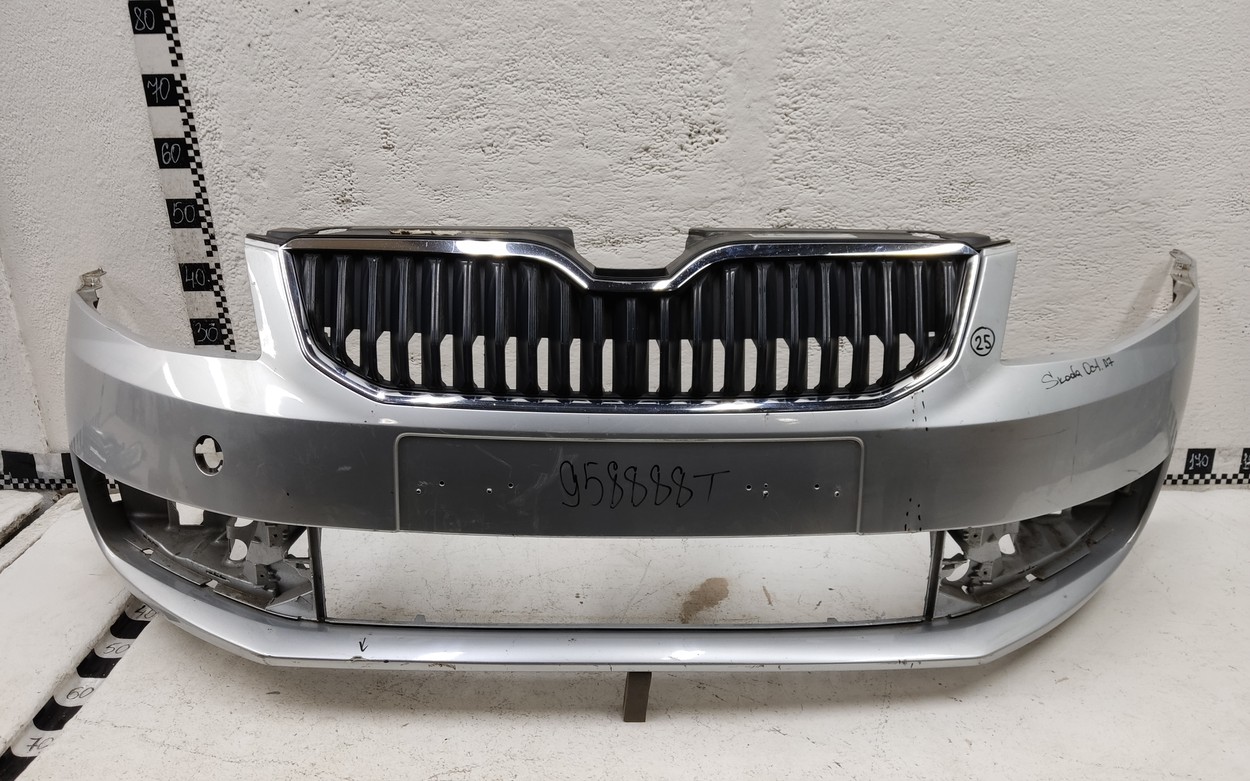 Бампер передний Skoda Octavia A7