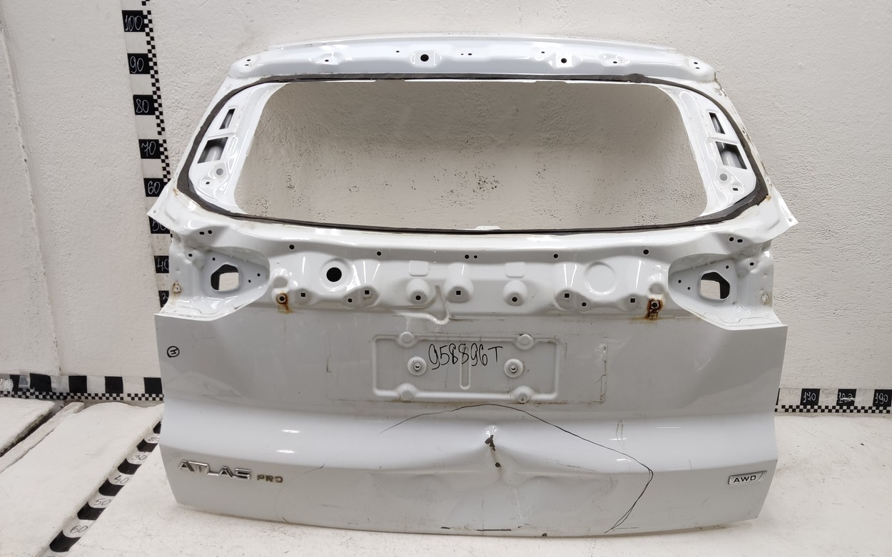 Крышка багажника Geely Atlas Pro