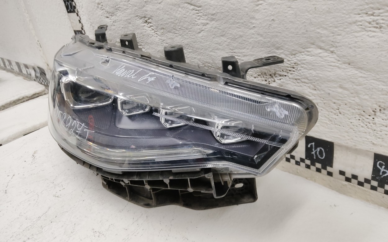 Фара передняя правая Haval F7 LED