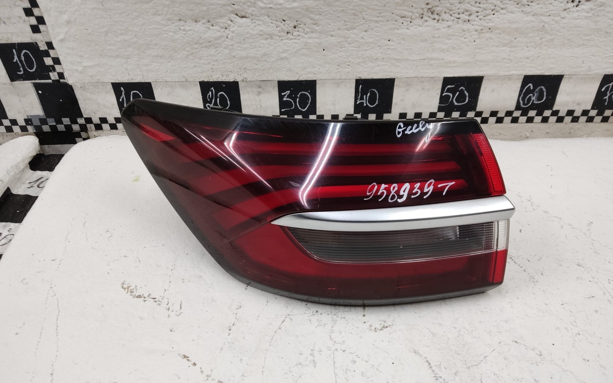 Фонарь задний левый наружный Geely Coolray LED
