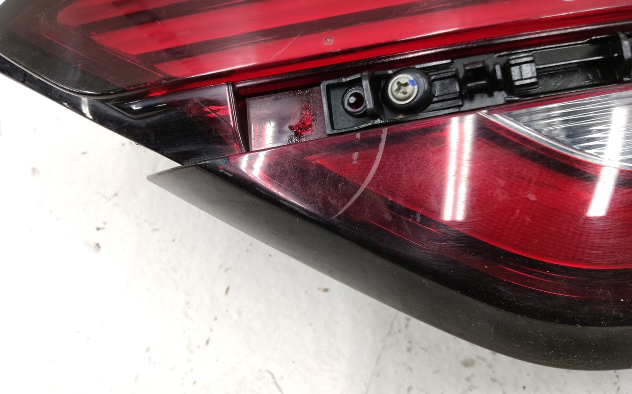 Фонарь задний правый внутренний Geely Coolray LED