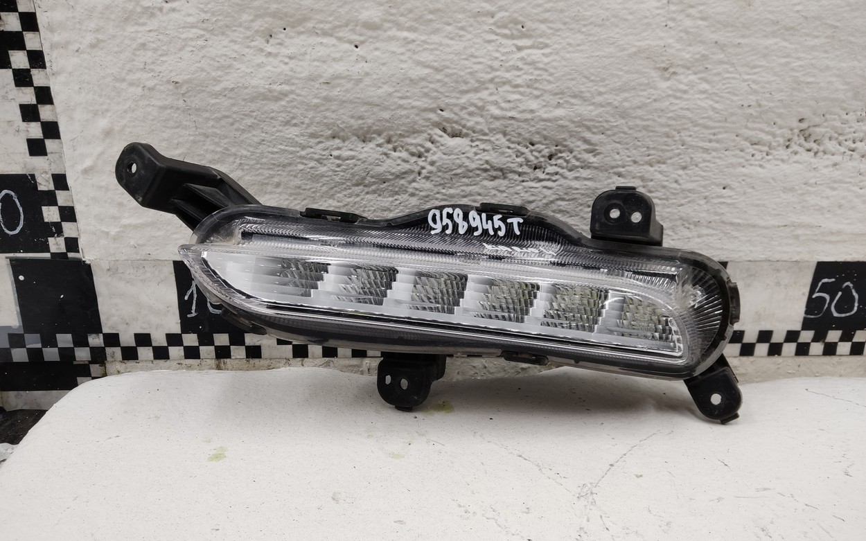 Фара ДХО передняя левая Kia Rio 4 LED
