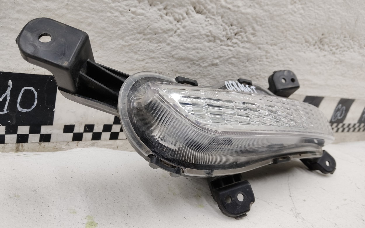 Фара ДХО передняя левая Kia Rio 4 LED