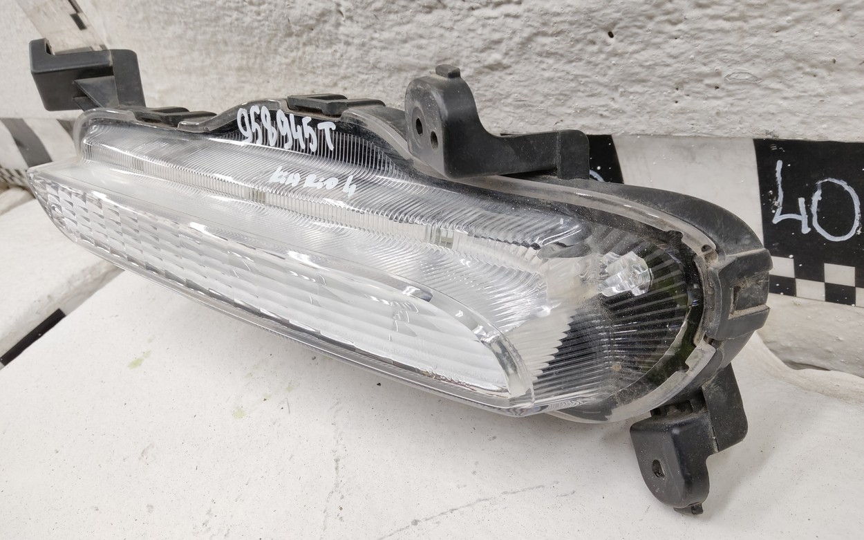 Фара ДХО передняя левая Kia Rio 4 LED
