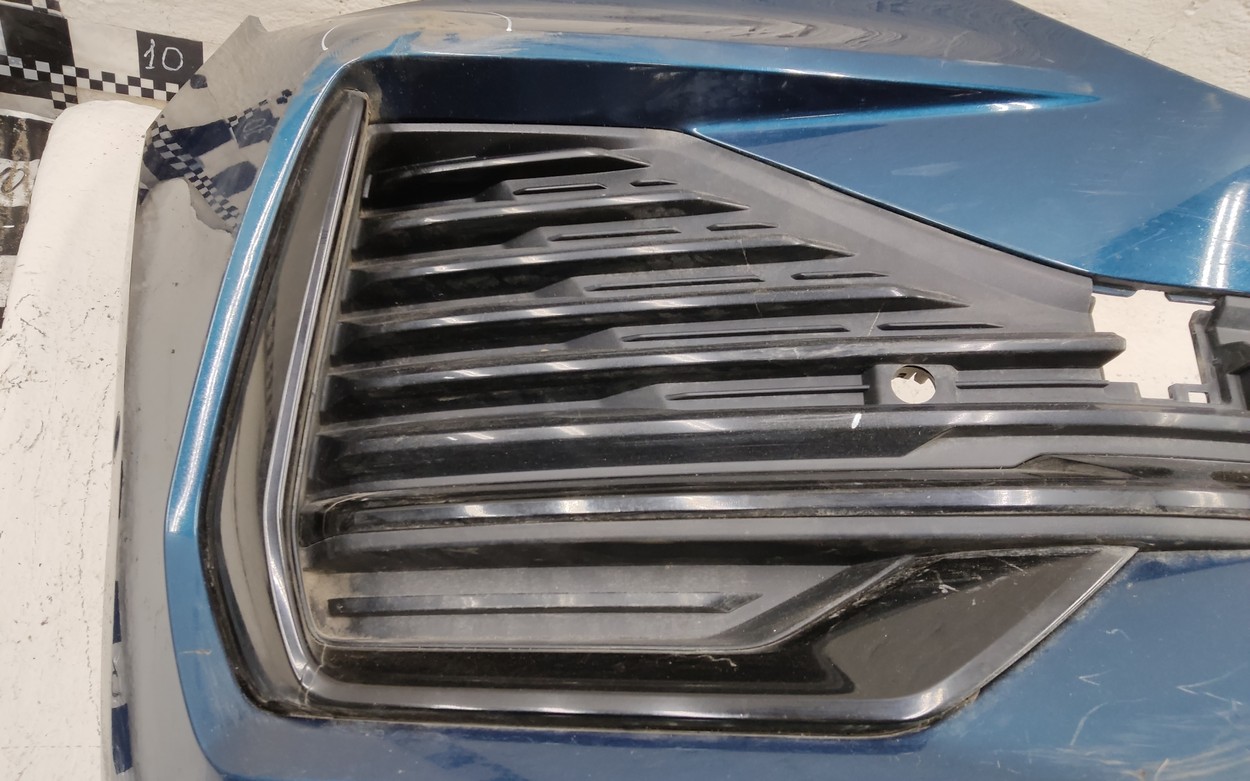 Бампер передний Geely Monjaro