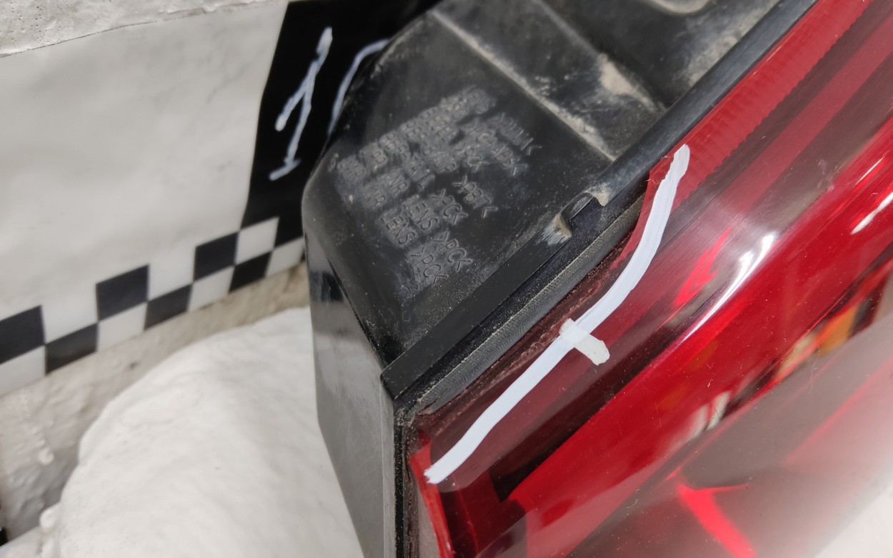 Фонарь задний правый внутренний Kia Rio 4 X-Line LED