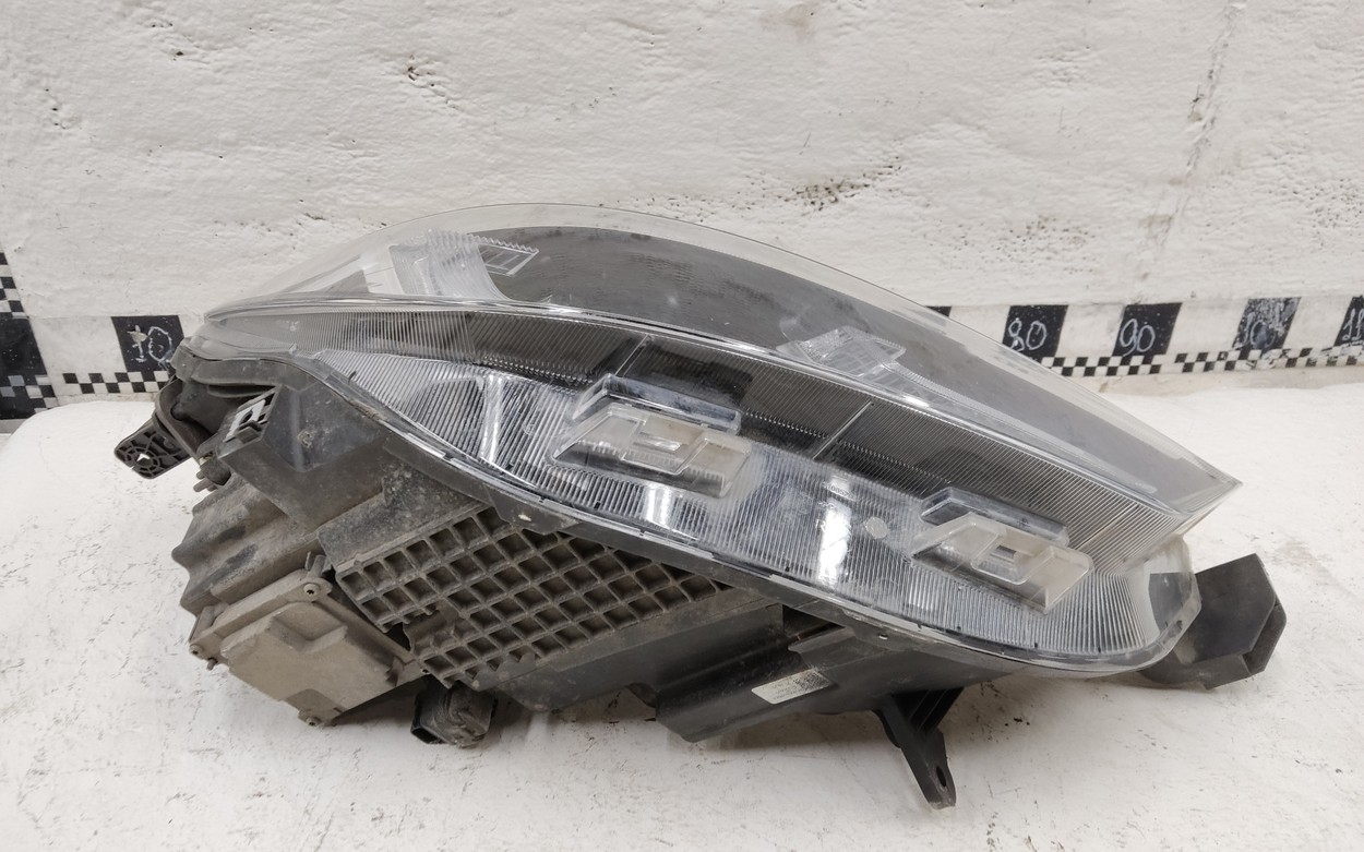 Фара передняя правая Chery Tiggo 8 Pro LED