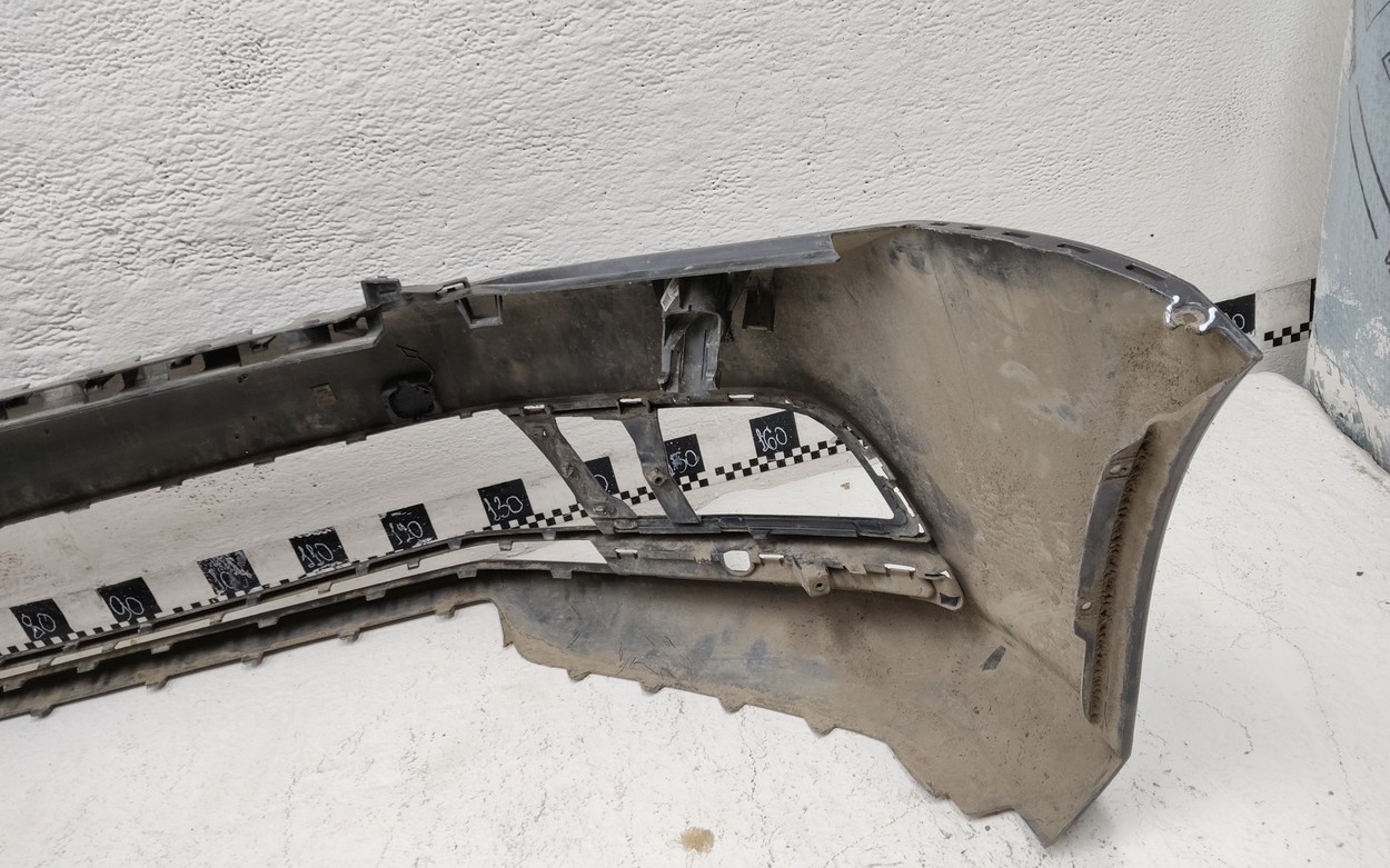Бампер передний Volkswagen Jetta 6 Restail