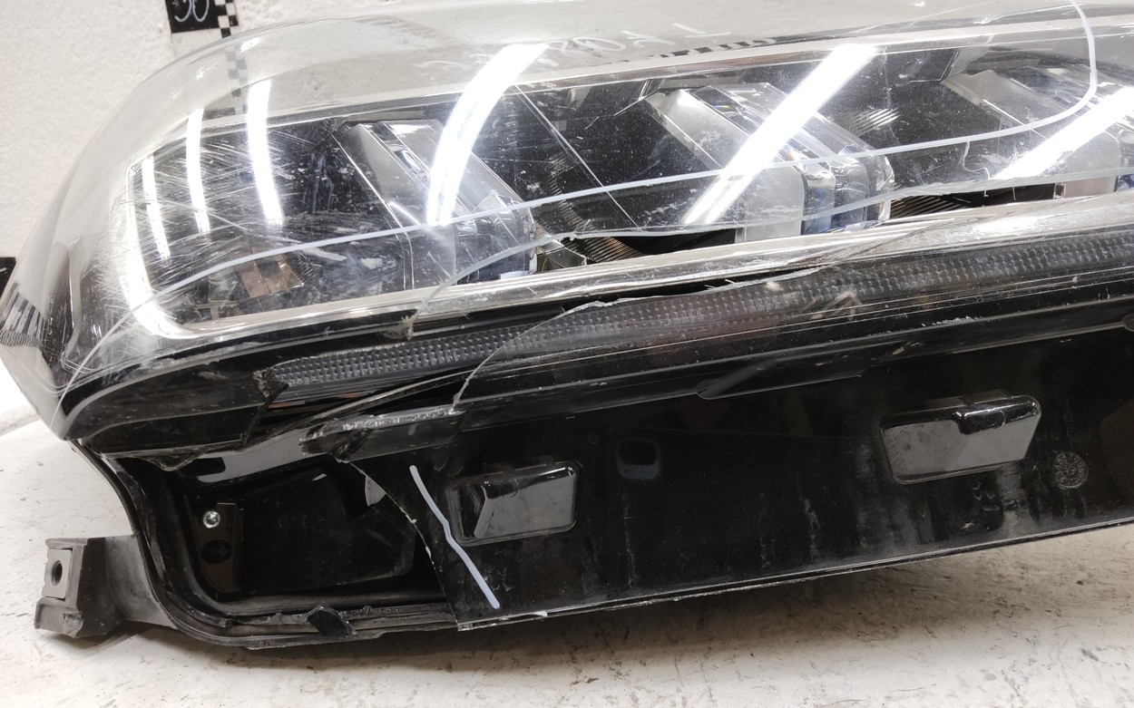 Фара передняя правая Chery Tiggo 7 Pro LED