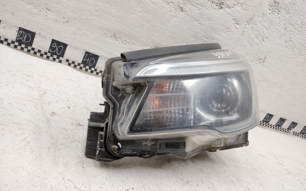 Фара передняя левая Subaru Forester 5 SK LED с ДХО