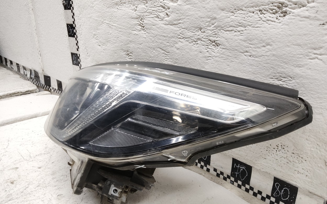 Фара передняя левая Subaru Forester 5 SK LED с ДХО