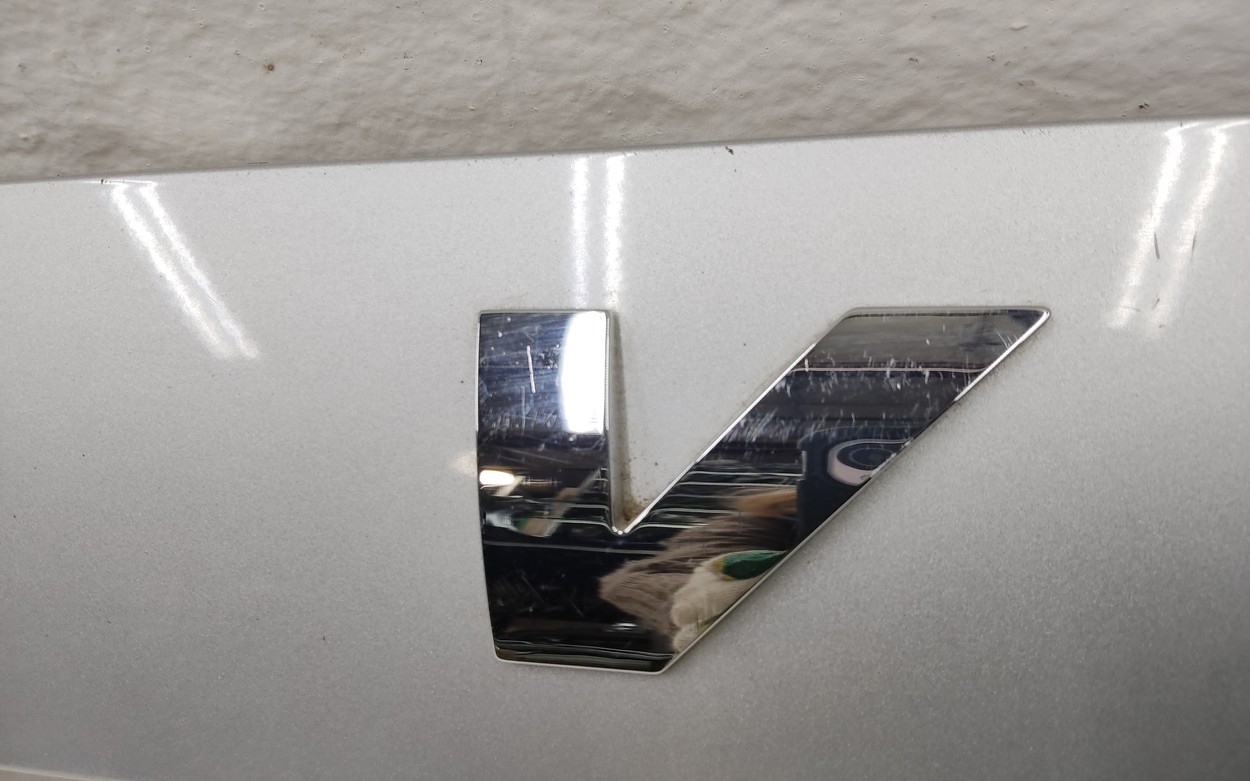 Накладка крышки багажника Haval M6 2