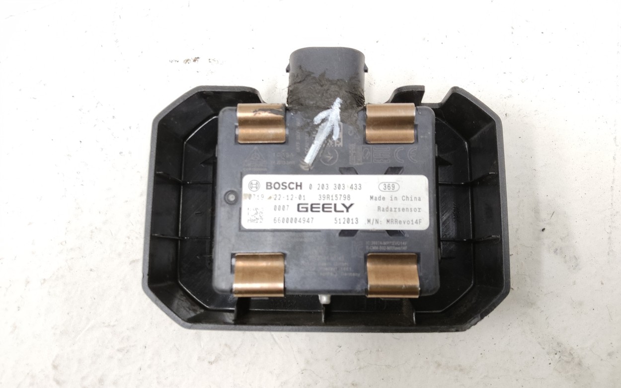 Датчик дистанции " дистроник " Geely Tugella