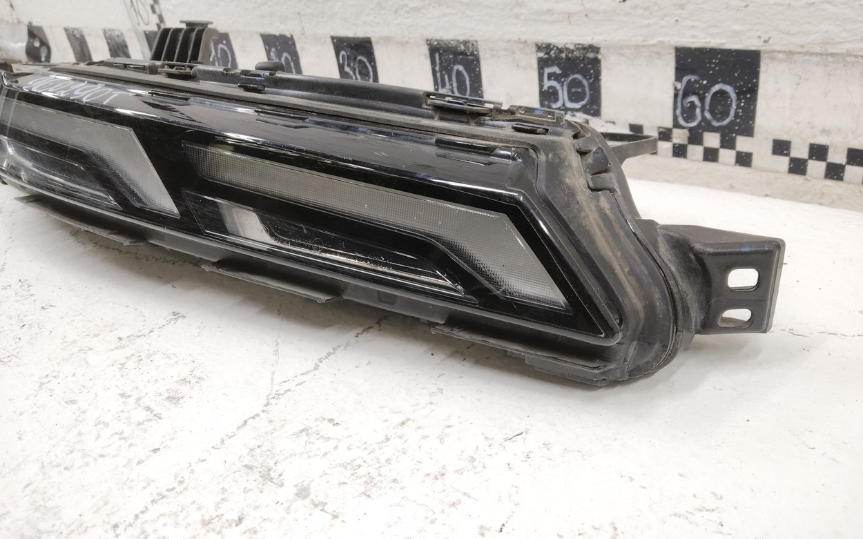 Фара ДХО передняя правая BMW X7 G07 Restail LED