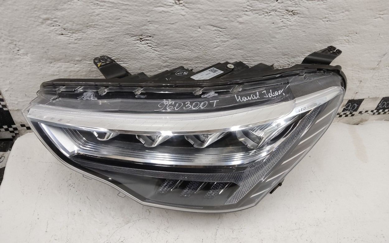 Фара передняя левая Haval Jolion LED