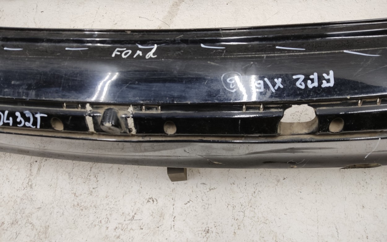 Бампер задний Ford Focus 2 Hatchback