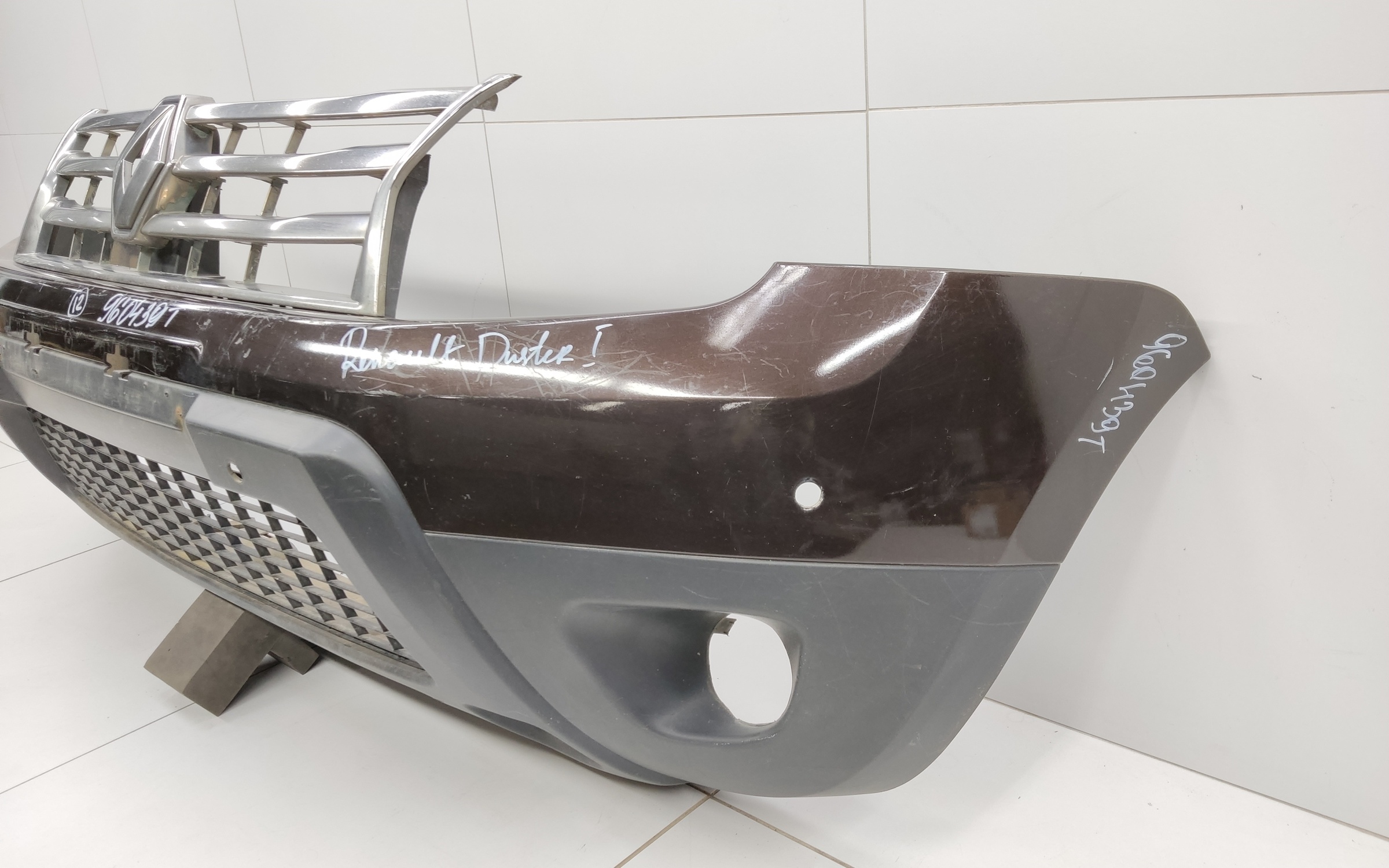 Бампер передний Renault Duster 1