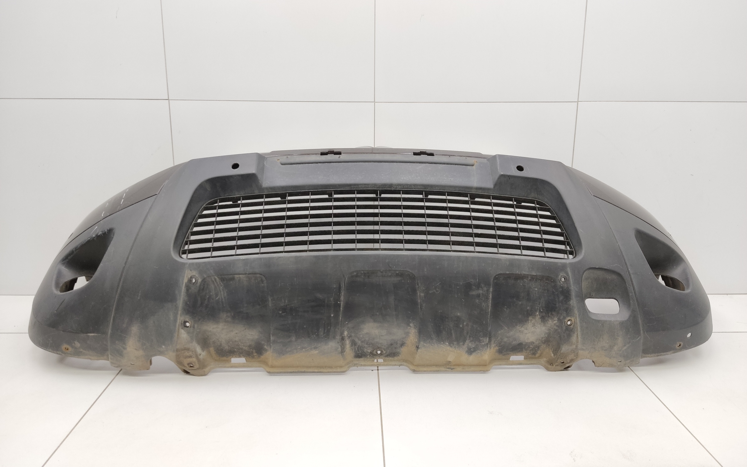 Бампер передний Renault Duster 1