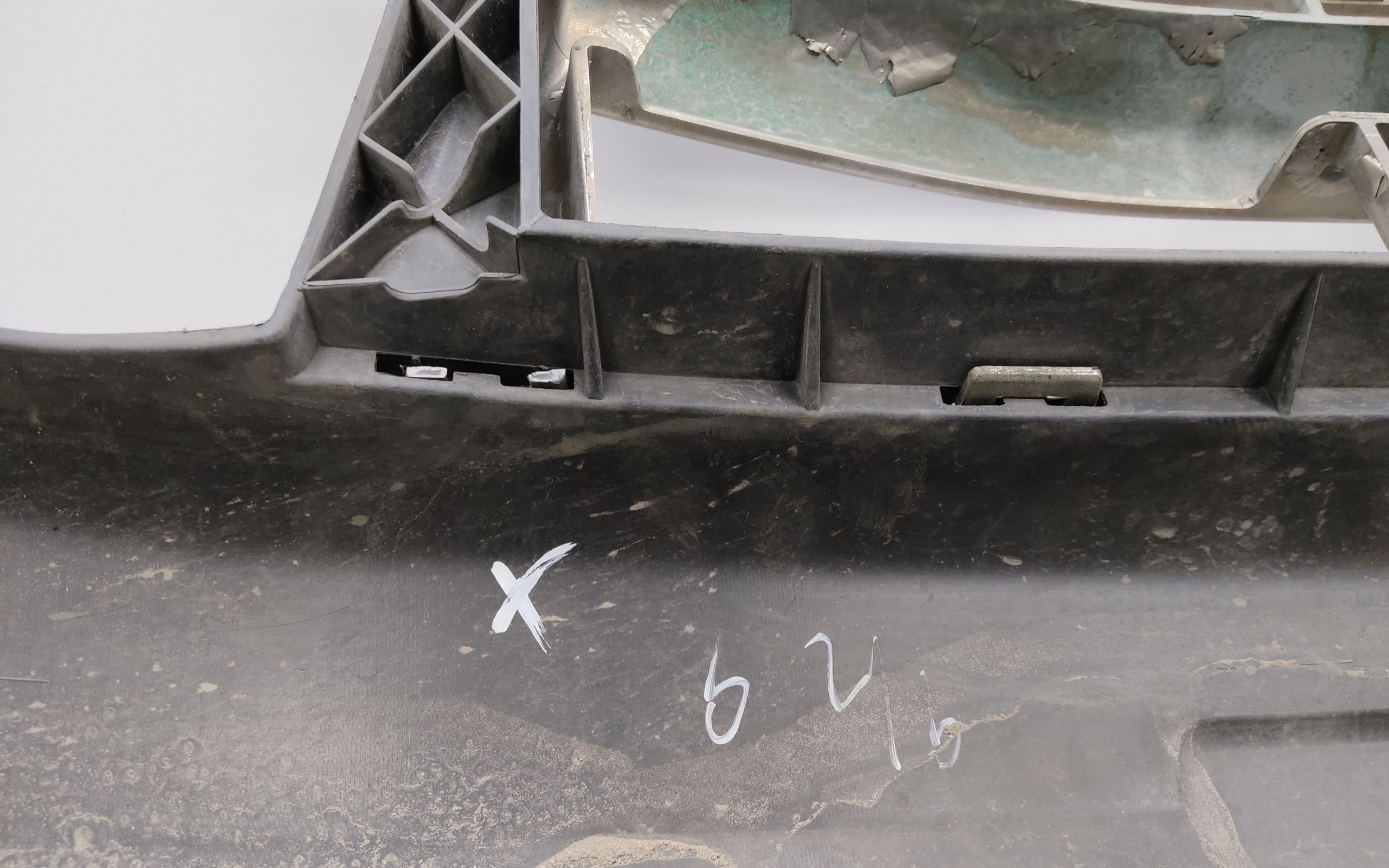 Бампер передний Renault Duster 1