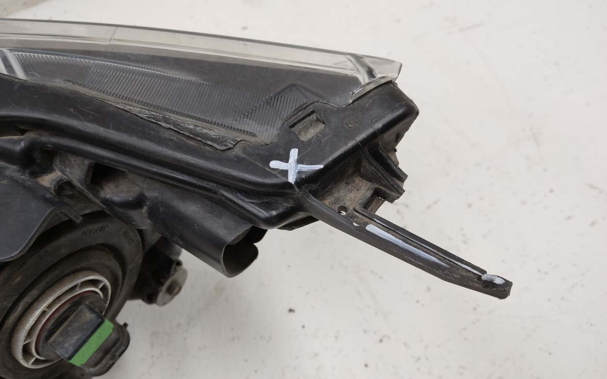 Фара передняя правая Nissan Qashqai 2 Restail галоген