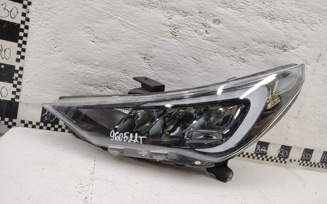 Фара передняя левая Hyundai Solaris 2 Restail LED
