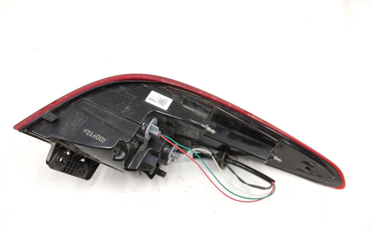 Фонарь задний правый наружный Kia Rio 4 Restail