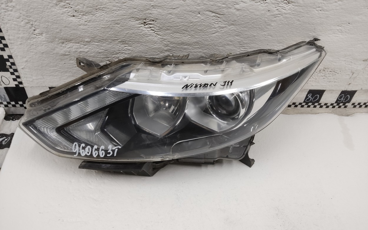 Фара передняя левая Nissan Qashqai 2 галоген ДХО