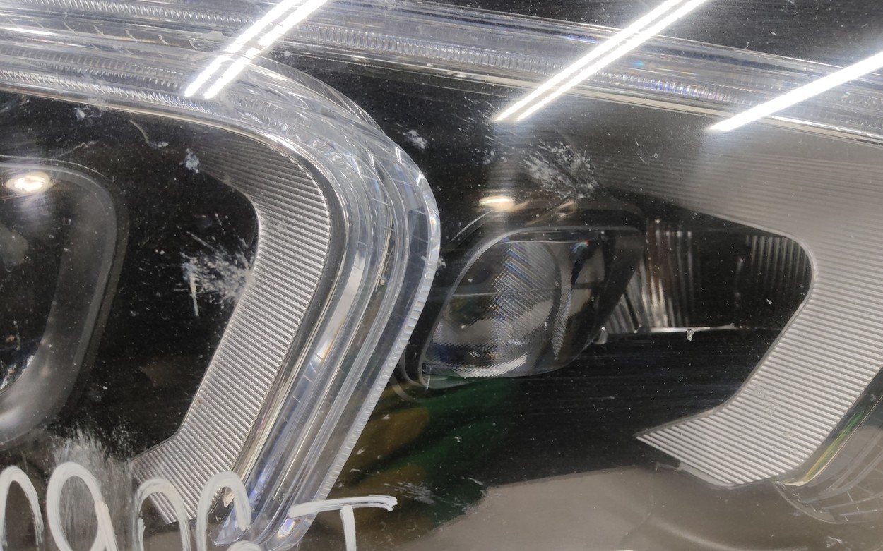 Фара передняя правая Mercedes Benz GLE-klasse V167 LED
