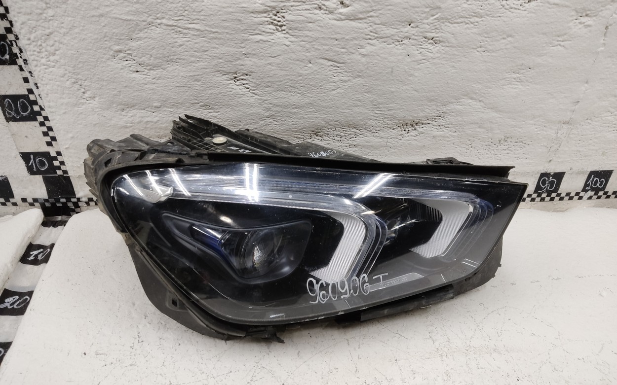 Фара передняя правая Mercedes Benz GLE-klasse V167 LED