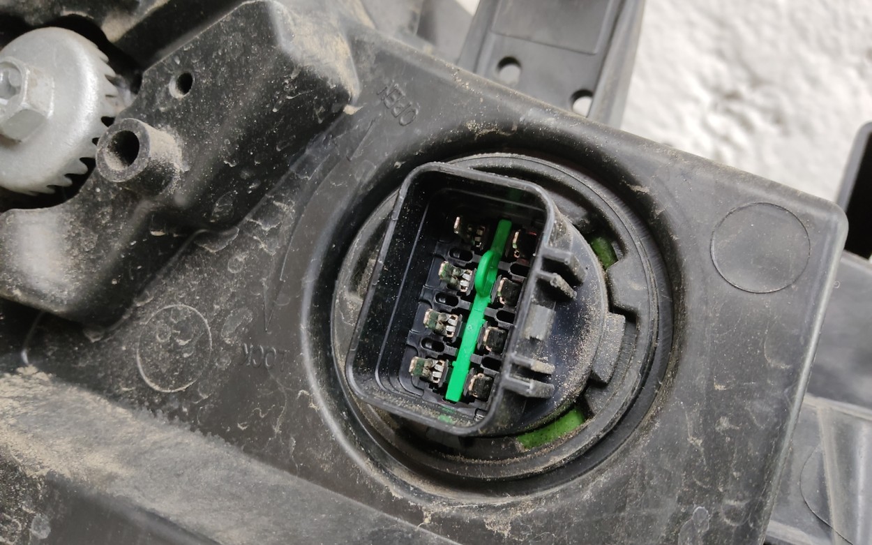 Фара передняя левая Haval F7 LED