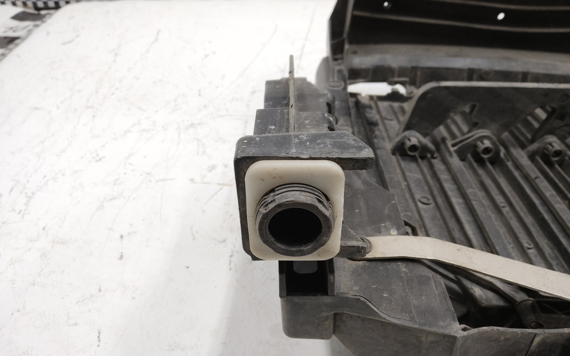 Жалюзи решетки радиатора черные BMW X7 G07