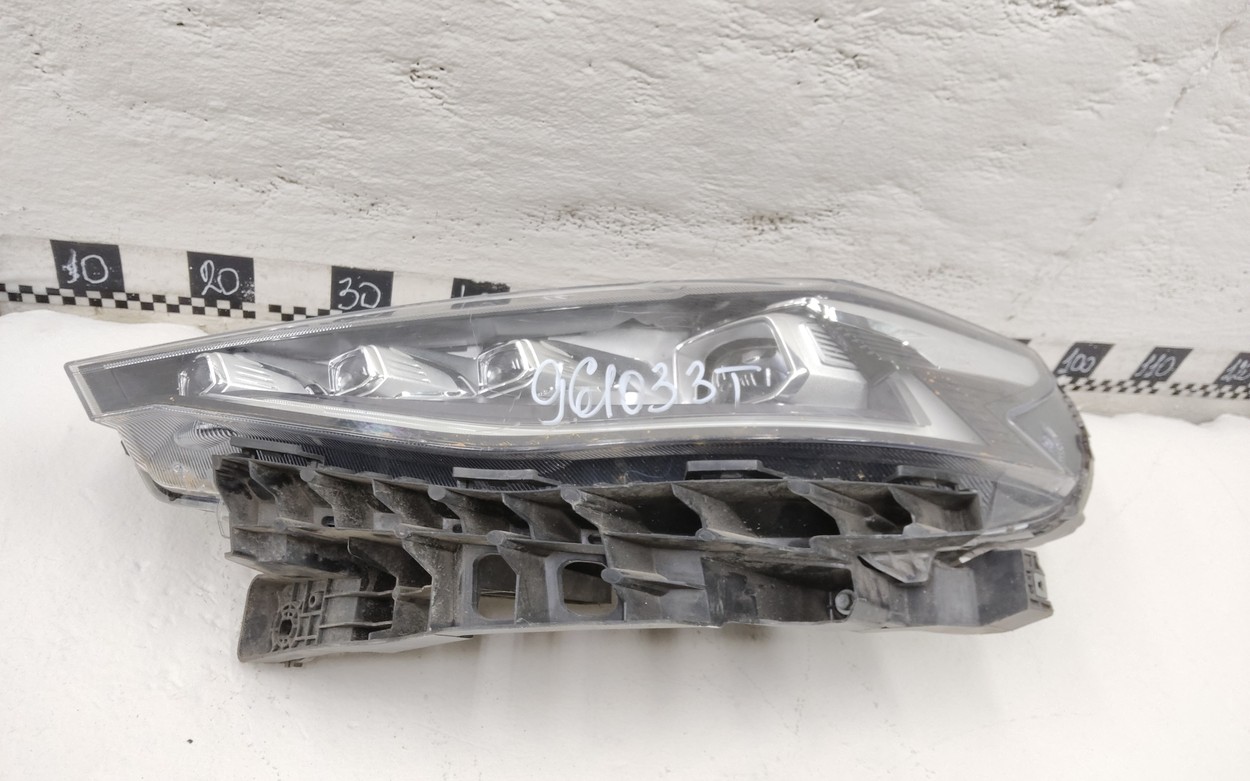 Фара передняя левая Haval F7 LED