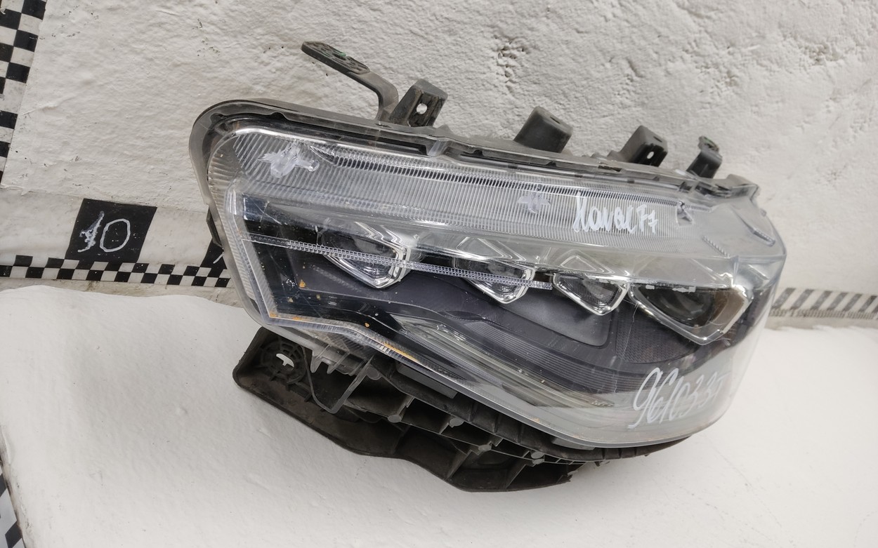 Фара передняя левая Haval F7 LED