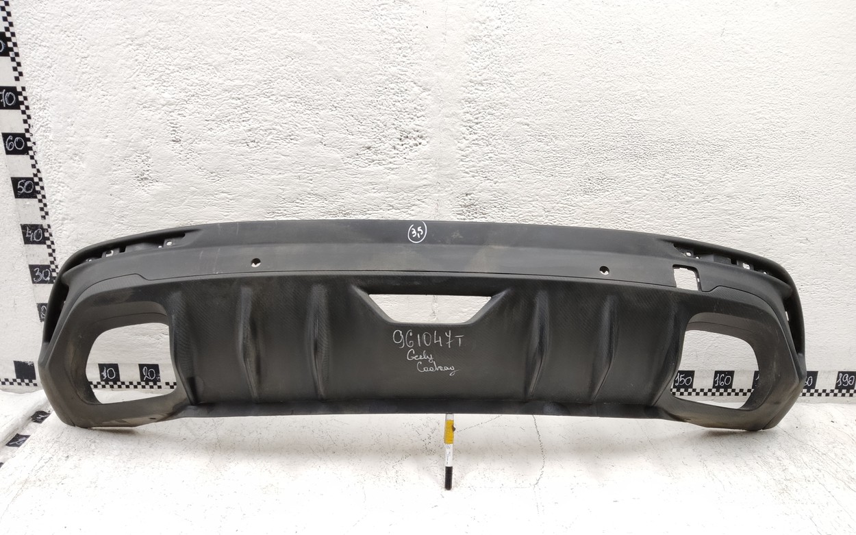 Бампер задний средняя часть Geely Coolray