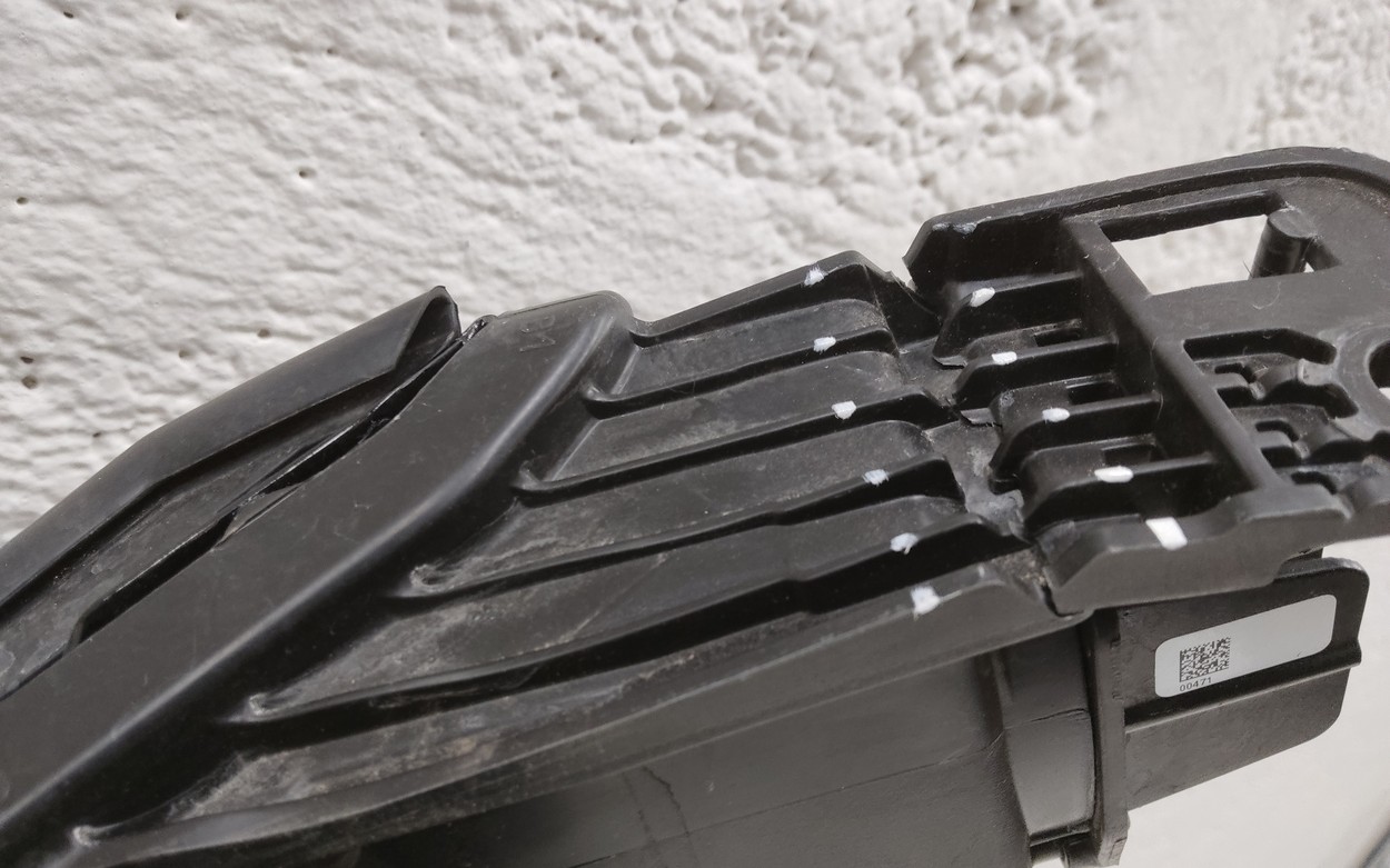 Фара передняя правая Geely Atlas 2 LED