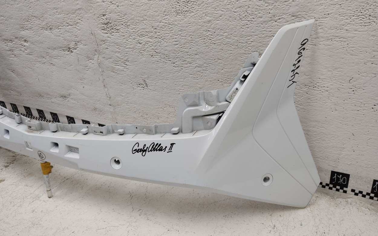 Бампер передний Geely Atlas 2