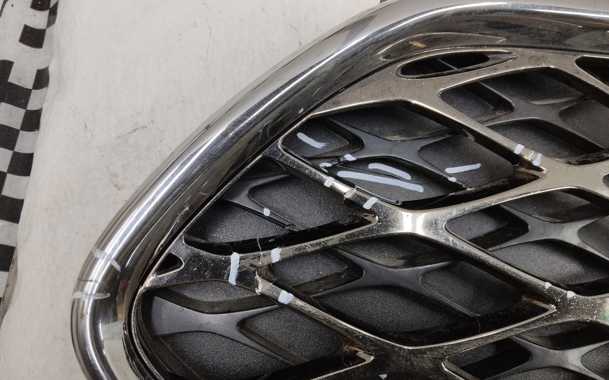 Решетка радиатора Genesis G90 2