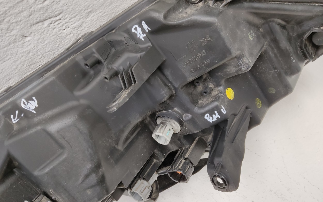 Фара передняя левая Nissan X-Trail T32 Restail LED