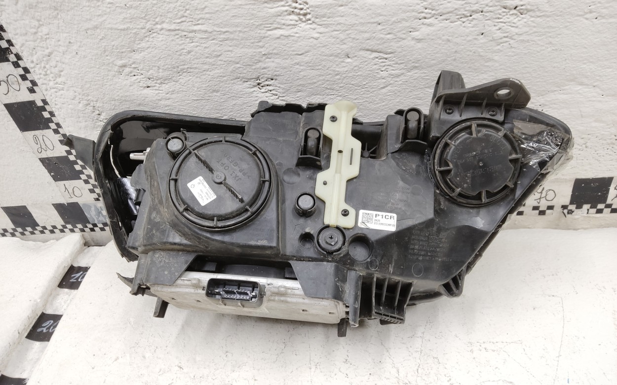 Фара передняя правая Genesis G90 2 LED