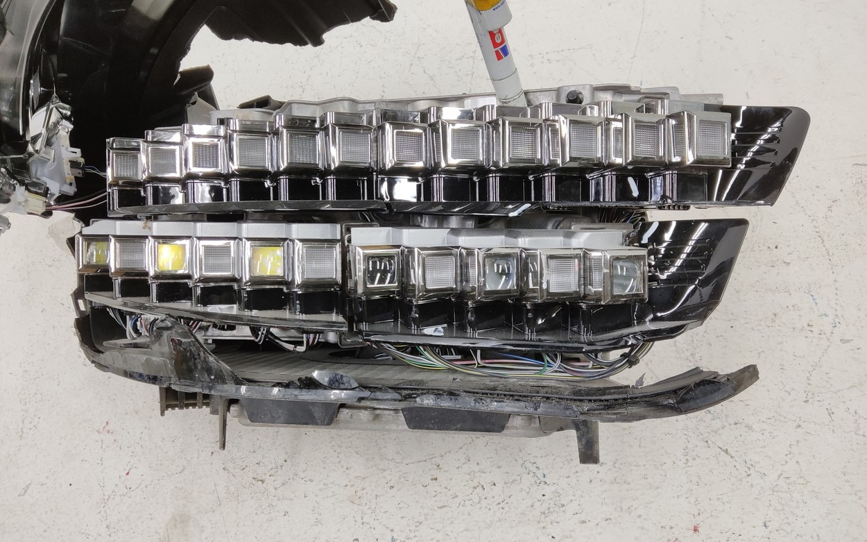 Фара передняя правая Genesis G90 2 LED