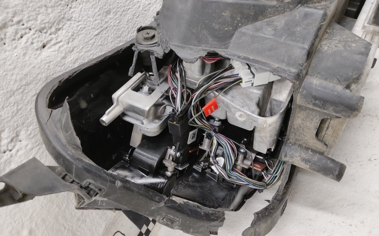 Фара передняя правая Genesis G90 2 LED