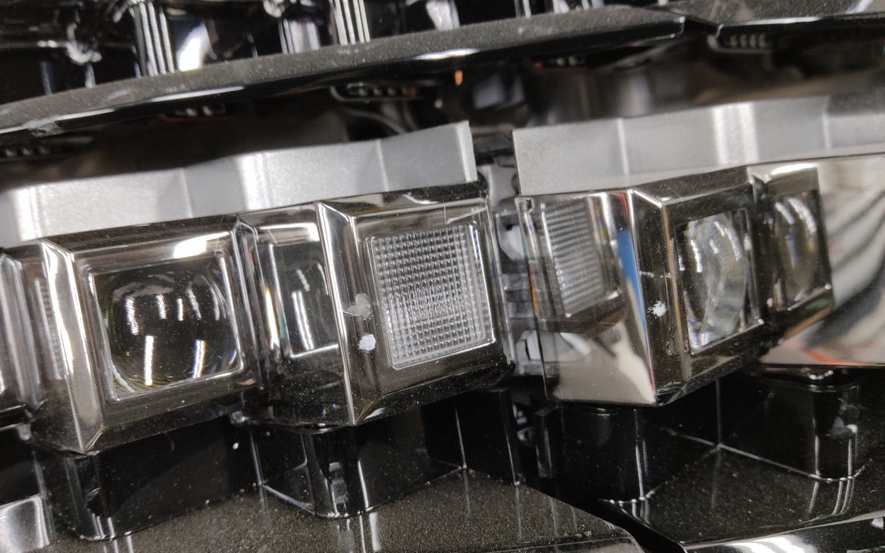 Фара передняя правая Genesis G90 2 LED