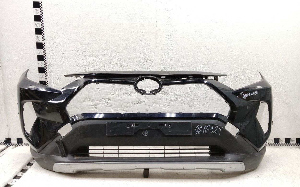 Бампер передний Toyota RAV4 XA50