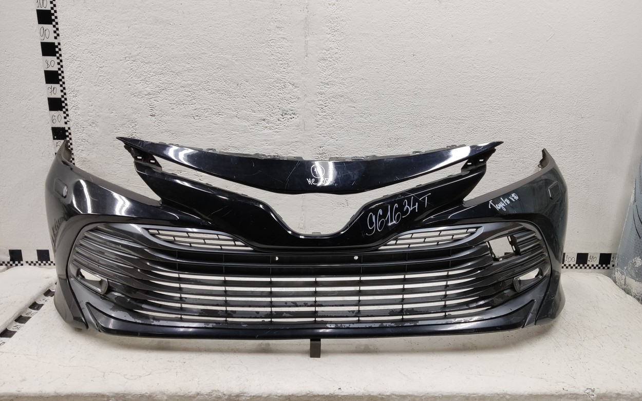 Бампер передний Toyota Camry V70 "Taiwan"