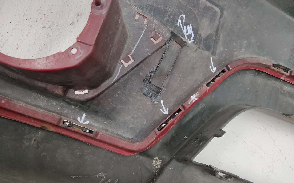 Бампер передний Dodge Journey Restail