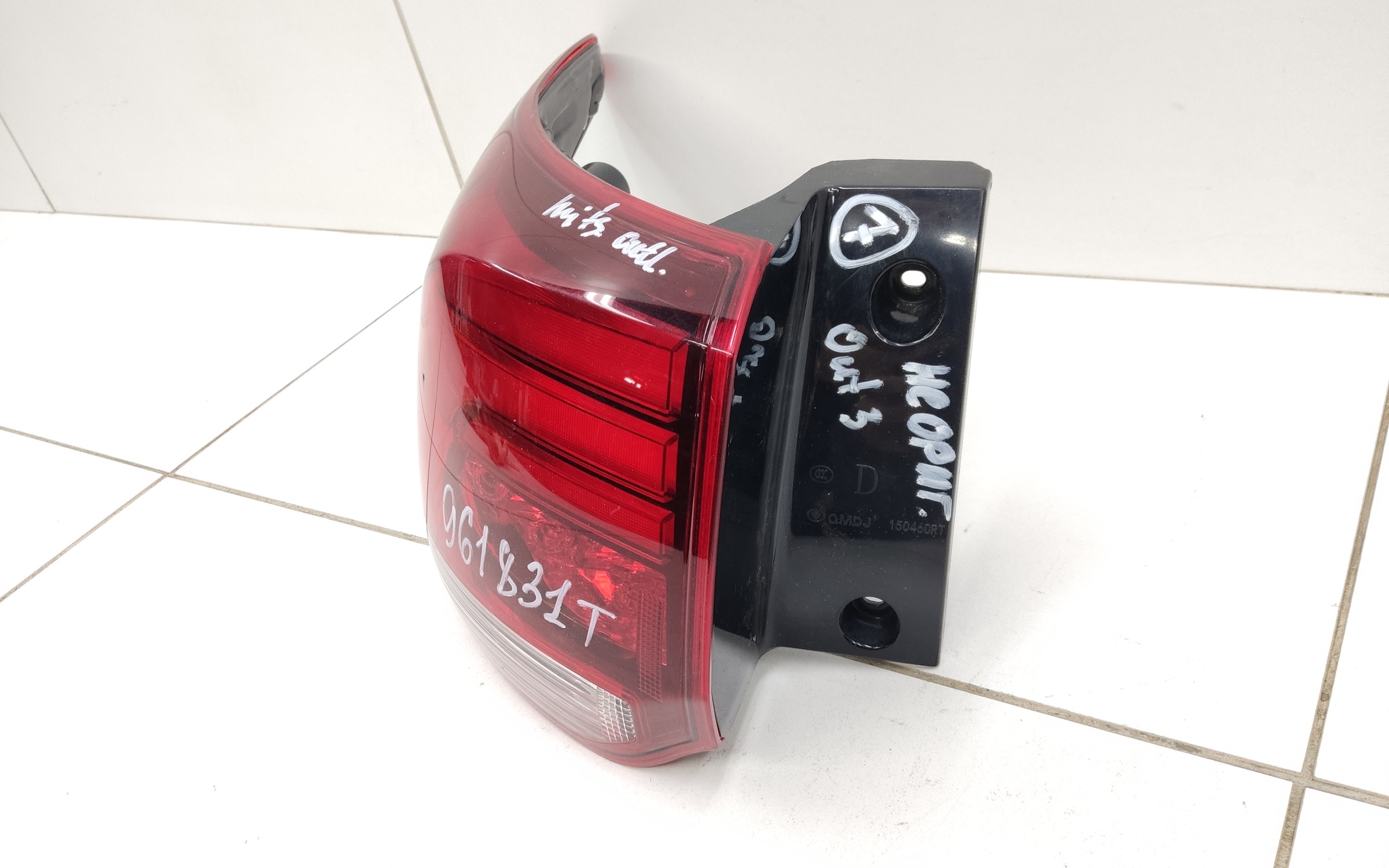 Фонарь задний левый наружный Mitsubishi Outlander 3 Restail 2 LED "O.E.M."