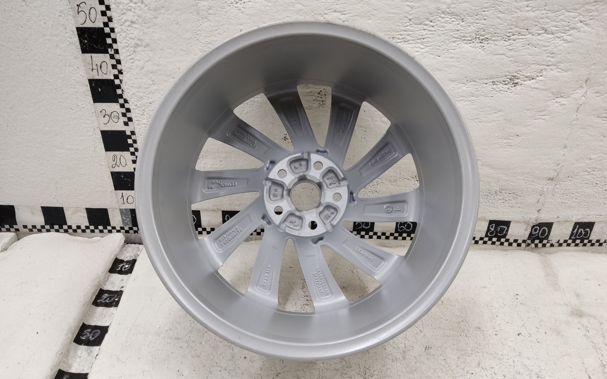 Диск колеса литой Skoda Octavia A8 R18
