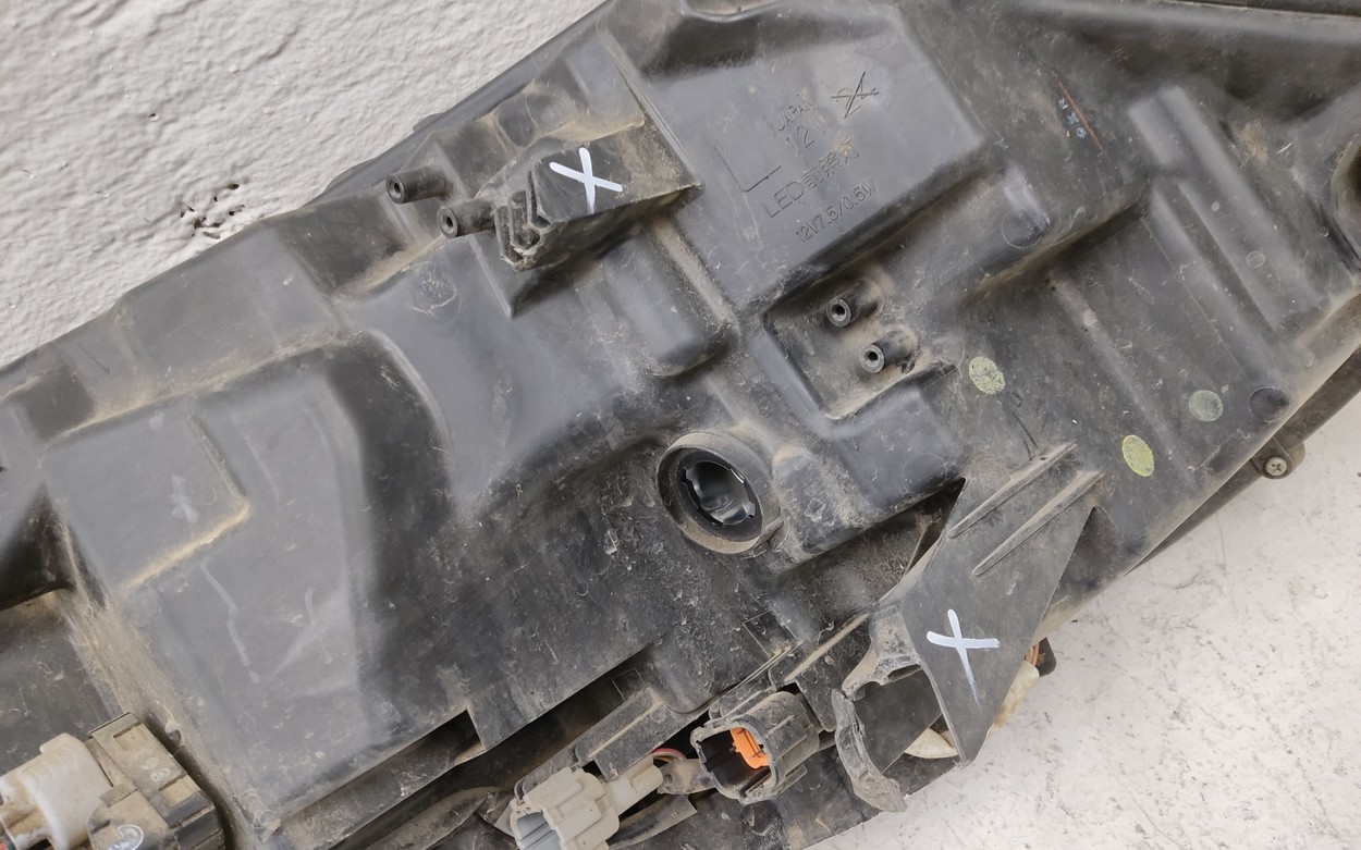 Фара передняя левая Nissan X-Trail T32 Restail LED
